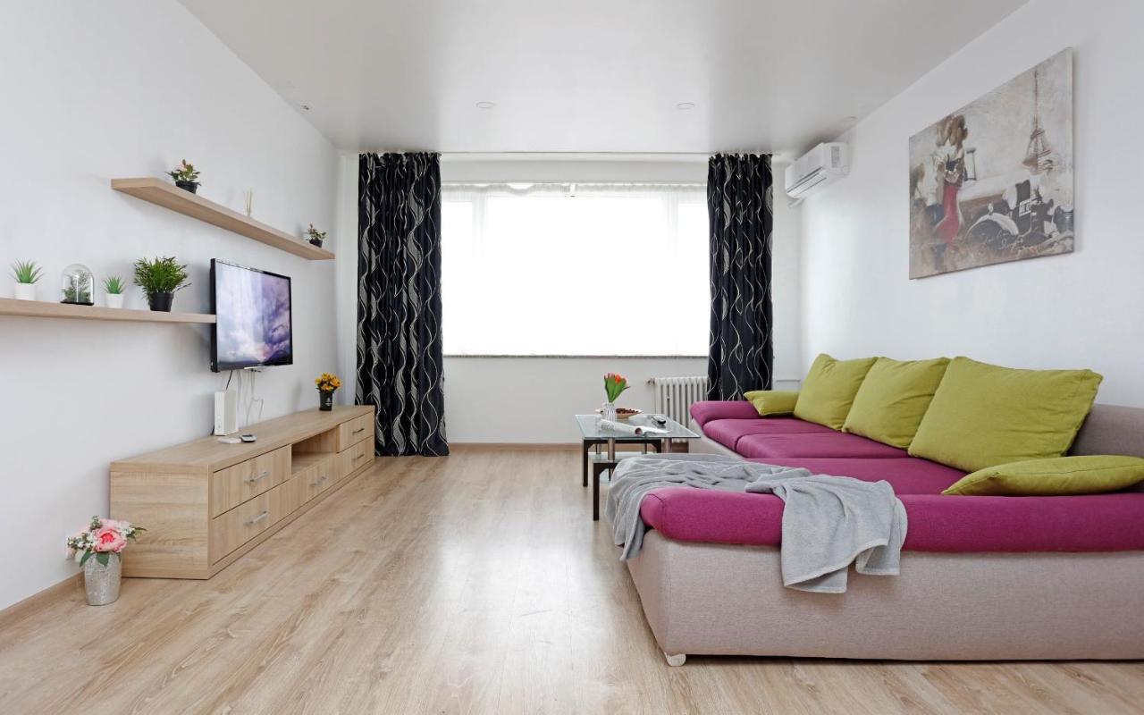 Cozy Apartment With A View Bucureşti Eksteriør bilde