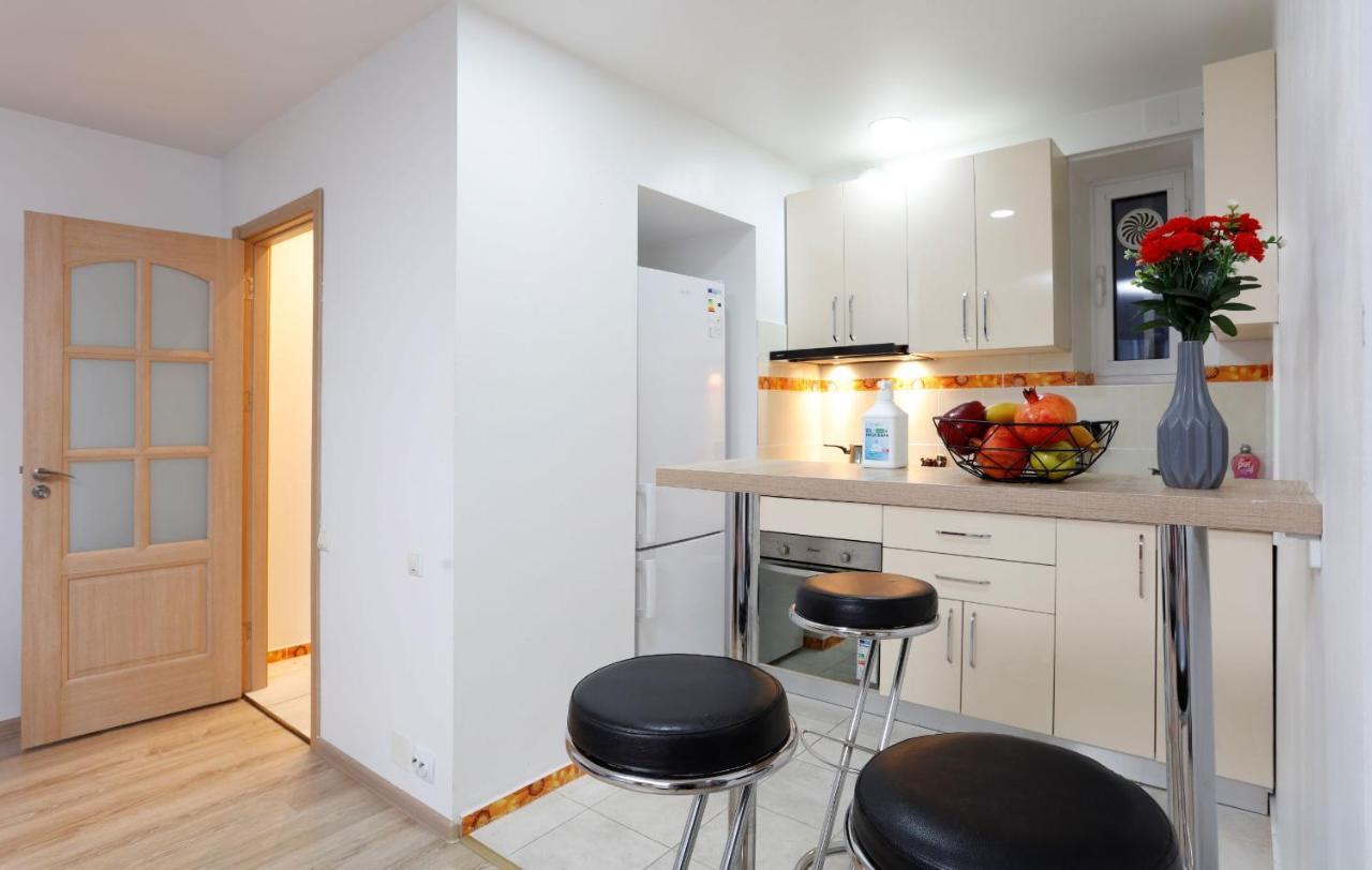Cozy Apartment With A View Bucureşti Eksteriør bilde