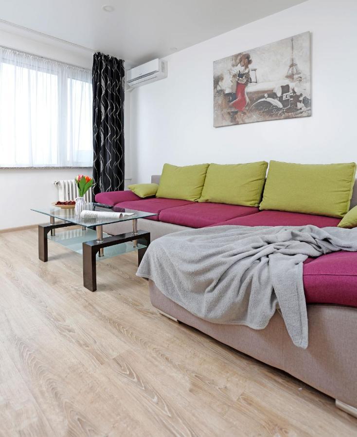 Cozy Apartment With A View Bucureşti Eksteriør bilde